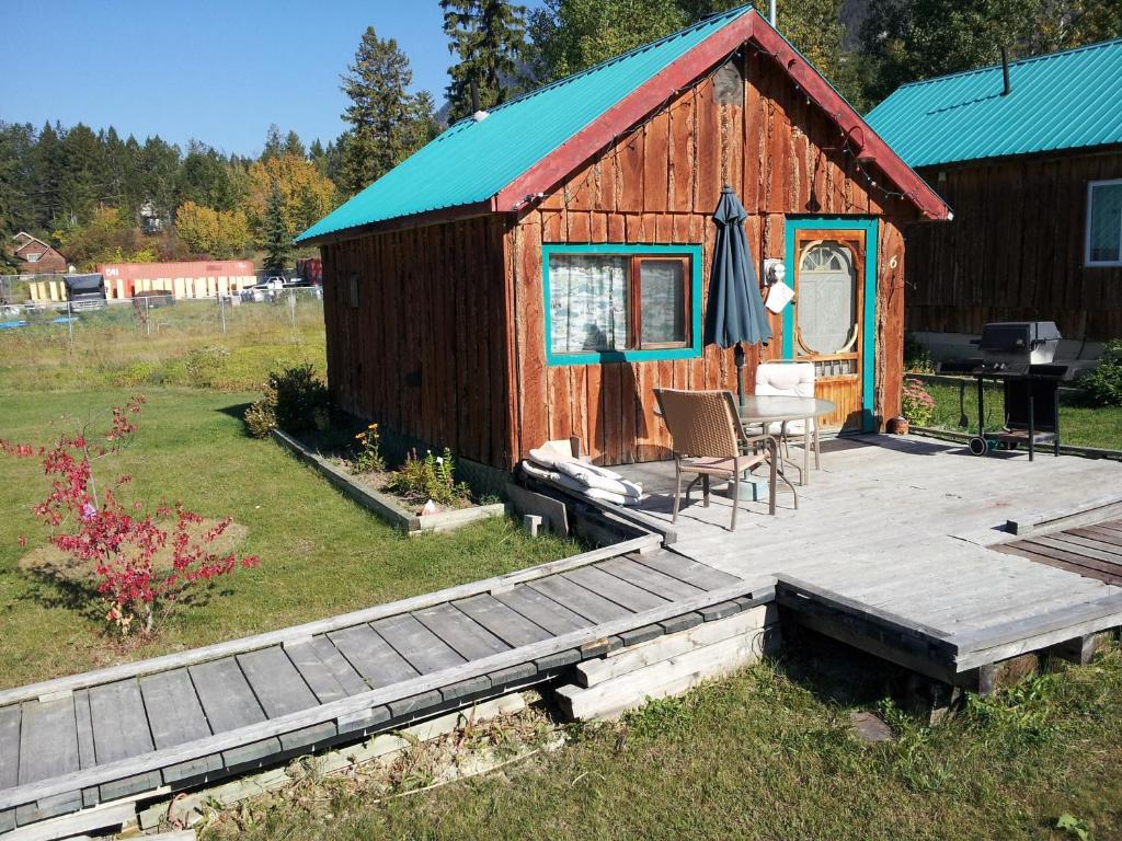 ホテルSteamboat Mountain Chalets Spillimacheen 部屋 写真