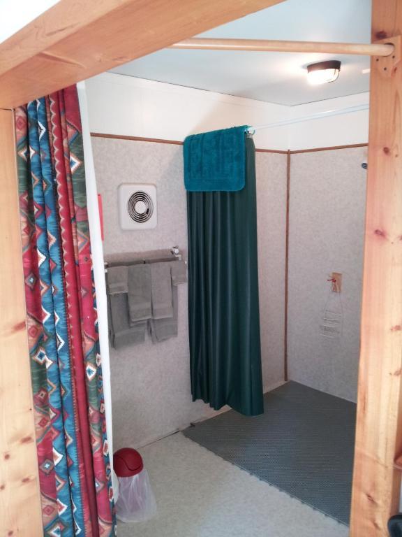 ホテルSteamboat Mountain Chalets Spillimacheen 部屋 写真